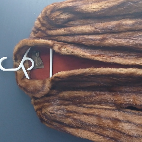 L.Bamberger & CO. Newark Elegant Brown Fur Mink Stole Wrap - Picture 2 of 16